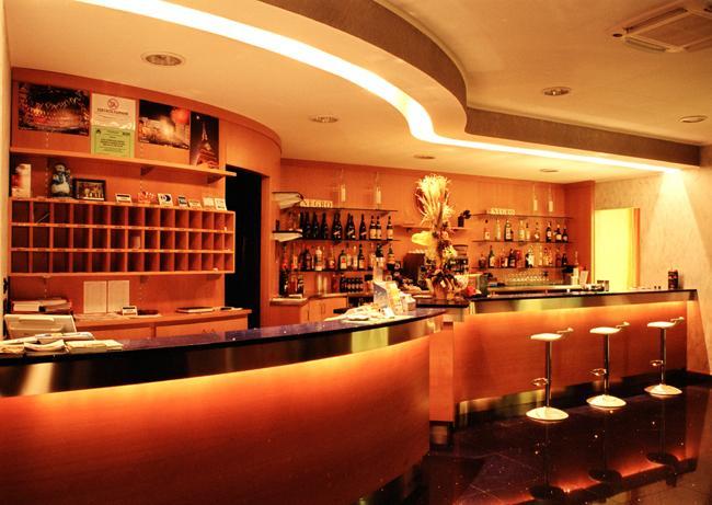 Hotel Italia Carmagnola Dış mekan fotoğraf